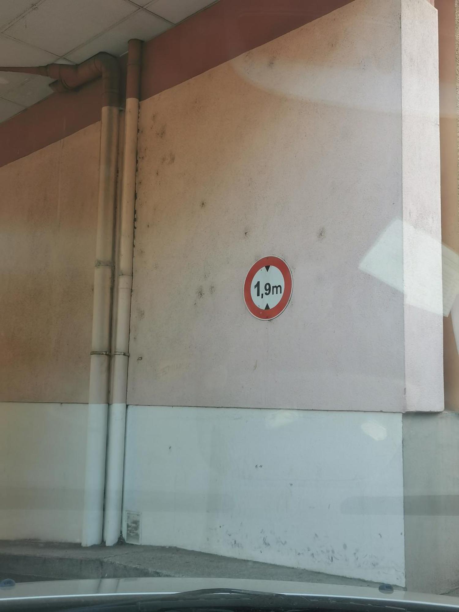 Logement Colmar Centre Avec Parking מראה חיצוני תמונה